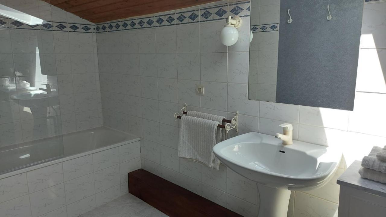 Moulin De Mauzac Bed and Breakfast Saint-Just-Luzac Εξωτερικό φωτογραφία