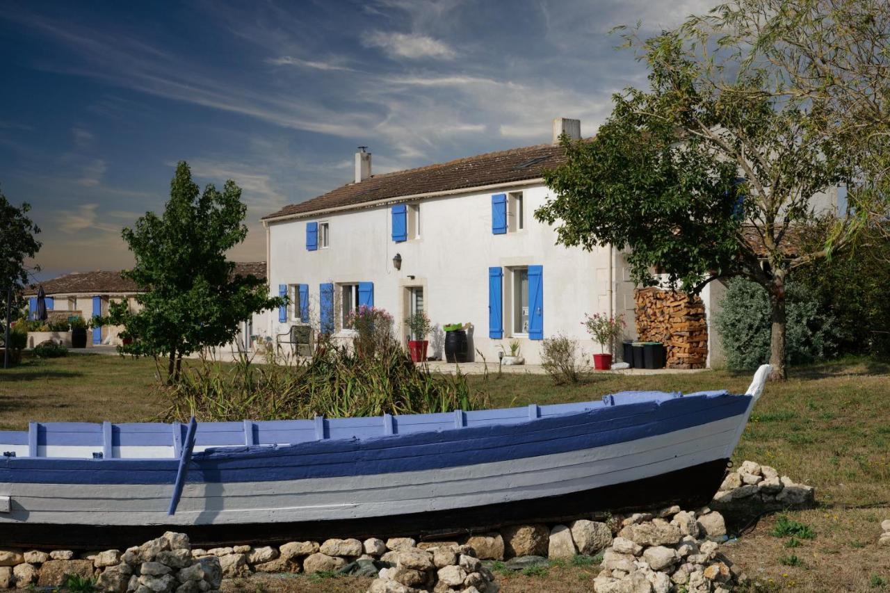 Moulin De Mauzac Bed and Breakfast Saint-Just-Luzac Εξωτερικό φωτογραφία